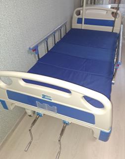 Медичне функціональне ліжко MED1-C09 для лікарні, клініки, будинку - фото