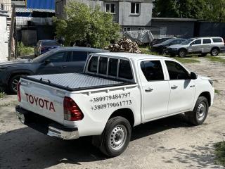 Кришка кузова Toyota Hilux. Крышка на кузов пикапа Тойота Хайлюкс. - фото