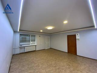 Продаж нежитлового приміщення в м. Луцьку по вул. Привокзальній, 13а - фото