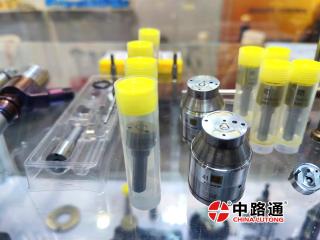 Diesel Common Rail Fuel Injector 10R7675 Diesel Common Rail Fuel Injector 1J500-53050 - фото