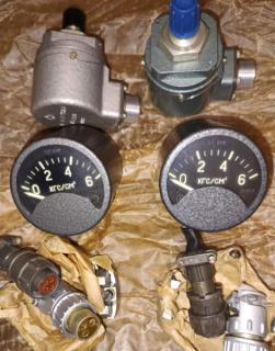 Індикатор тиску ИД-1-6 (ІД-1-6) - фото