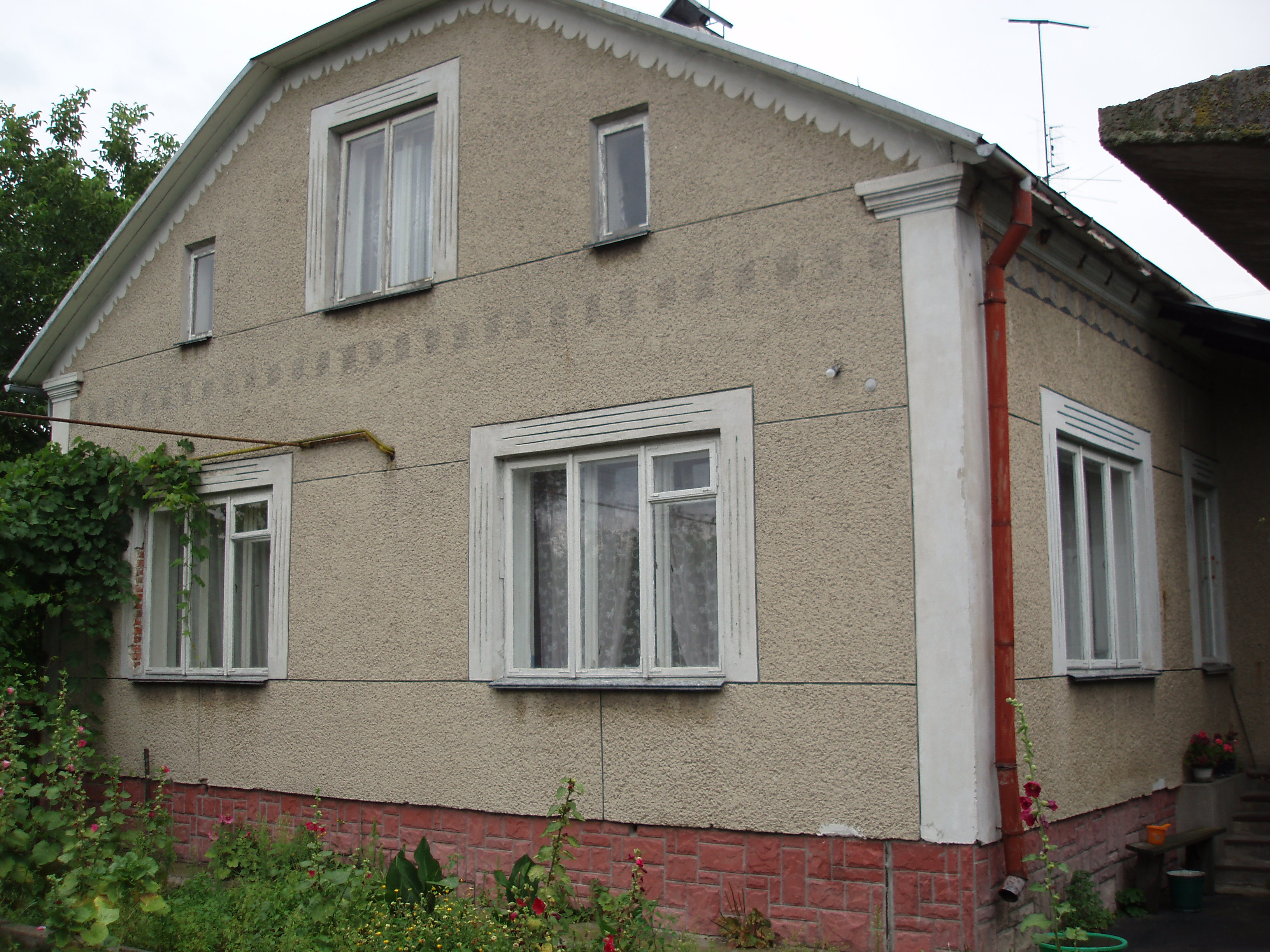 півтораповерховий будинок, фото 1 півтораповерховий будинок, фото 1