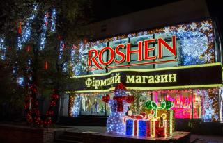 Монтаж демонтаж та продаж новорічних гірлянд - фото