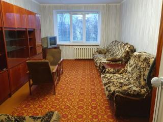Продається 2 кімнатна Чешка р-н. Льонокомбінат - фото