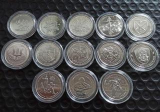 Продам монети номіналом в 10грн всі питання в вайбер - фото