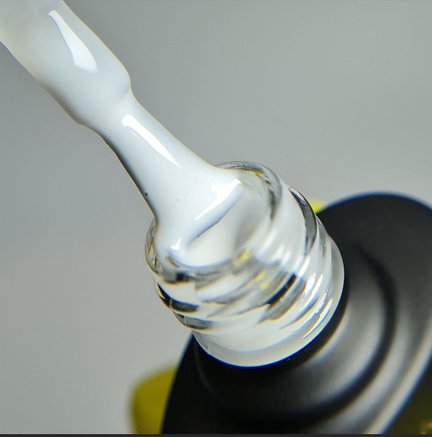 Must Have! Молочний Гель-лак Izzy Premium Milky для ідеального покриття, фото 1 Must Have! Молочний Гель-лак Izzy Premium Milky для ідеального покриття, фото 1