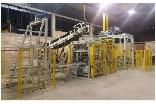 Б/У Автоматична вібропресувальна лінія Poyatos Prima L з БСУ (Іспанія). Не була у роботі, нова., фото 1 Б/У Автоматична вібропресувальна лінія Poyatos Prima L з БСУ (Іспанія). Не була у роботі, нова., фото 1