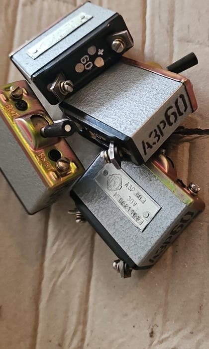 Куплю автомат захисту АЗР-15, АЗР-30, АЗР-50, АЗР-60, фото 1 Куплю автомат захисту АЗР-15, АЗР-30, АЗР-50, АЗР-60, фото 1