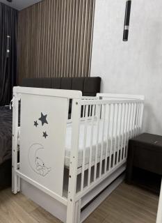 Дитяче ліжечко - фото