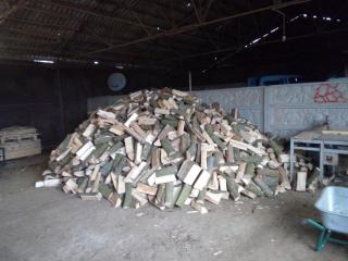 Продам колоті дрова твердих порід - фото