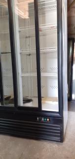 Продам холодильні шафи-купе - фото