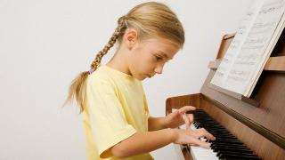 Уроки фортепіано, сольфеджіо (онлайн, офлайн) - фото
