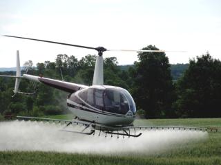 Услуги вертолёта в сельском хозяйстве - фото